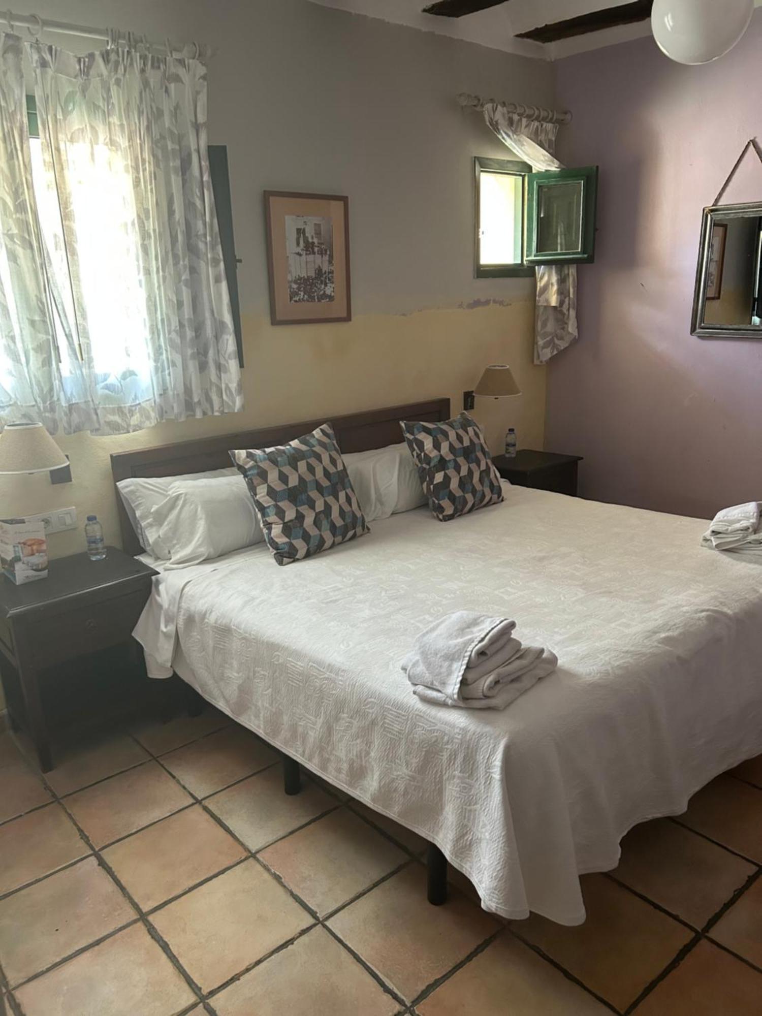 Hotel Rural Castillo De Biar Finca Fanecaes ภายนอก รูปภาพ