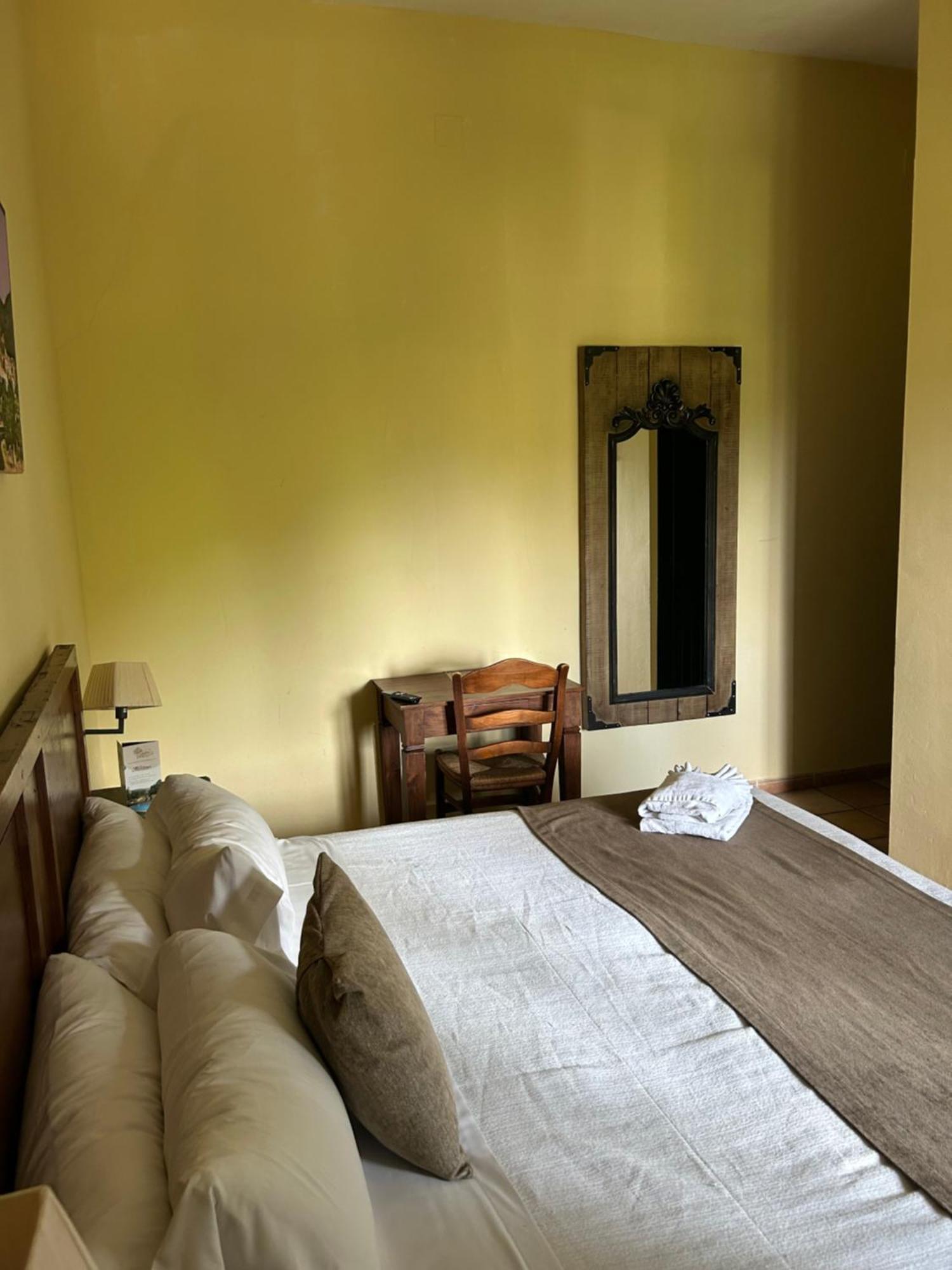 Hotel Rural Castillo De Biar Finca Fanecaes ภายนอก รูปภาพ